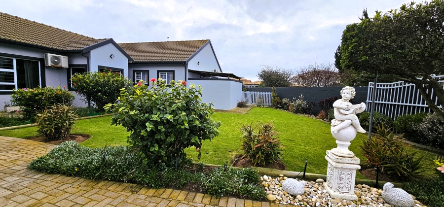 4 Bedroom Property for Sale in Country Club Western Cape